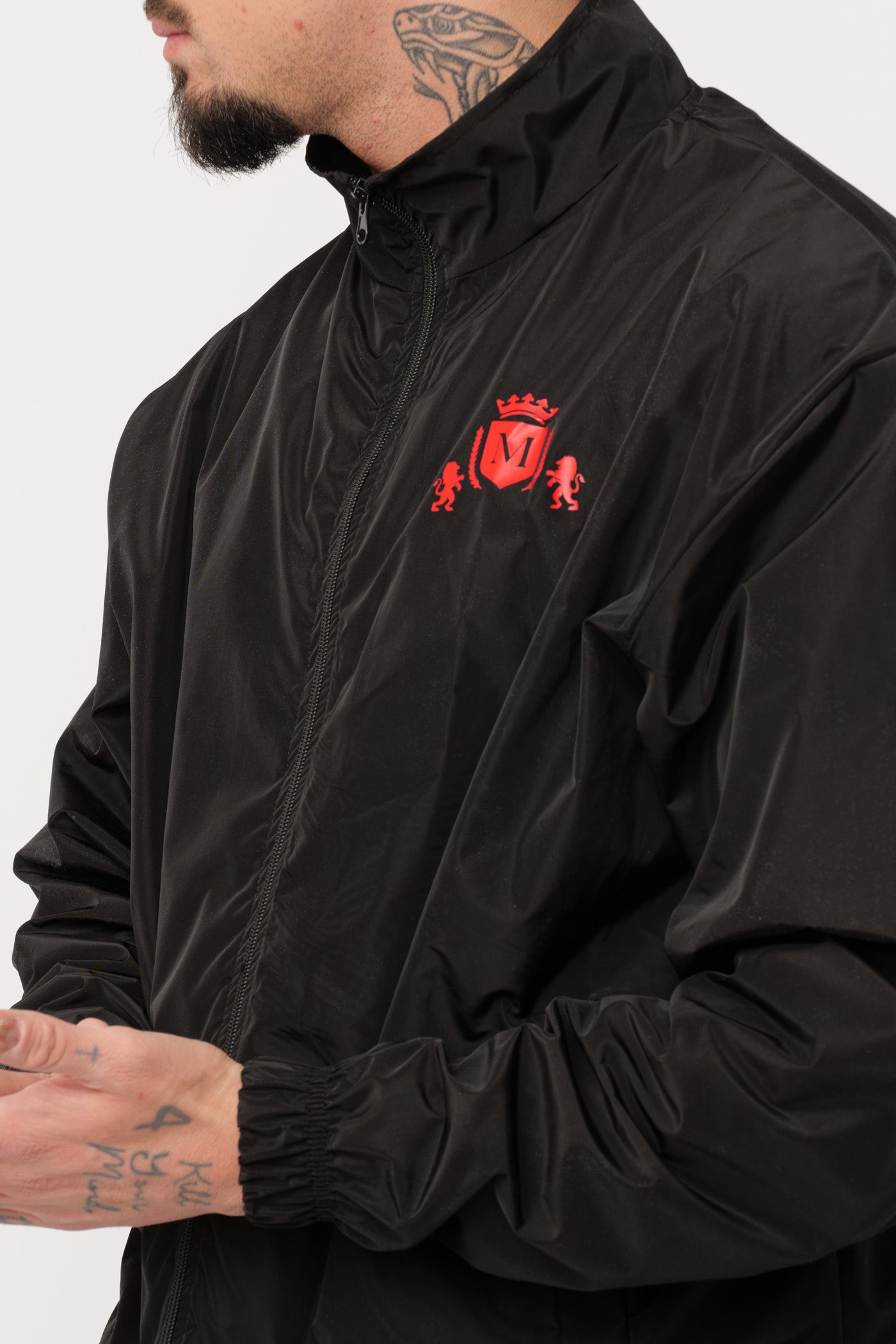 Fato de treino Tech Preto Logo Vermelho