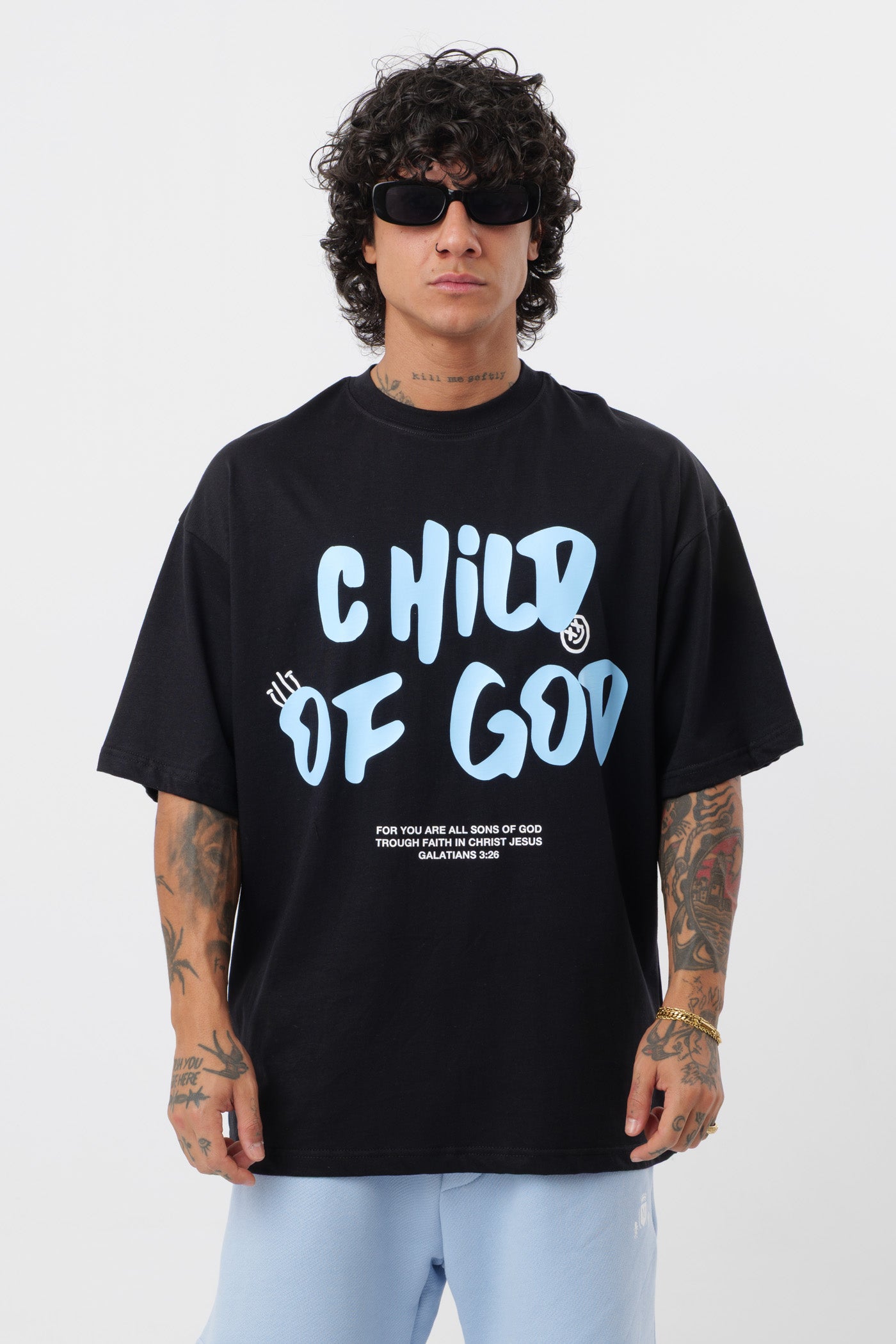 T-shirt Child of God Preta