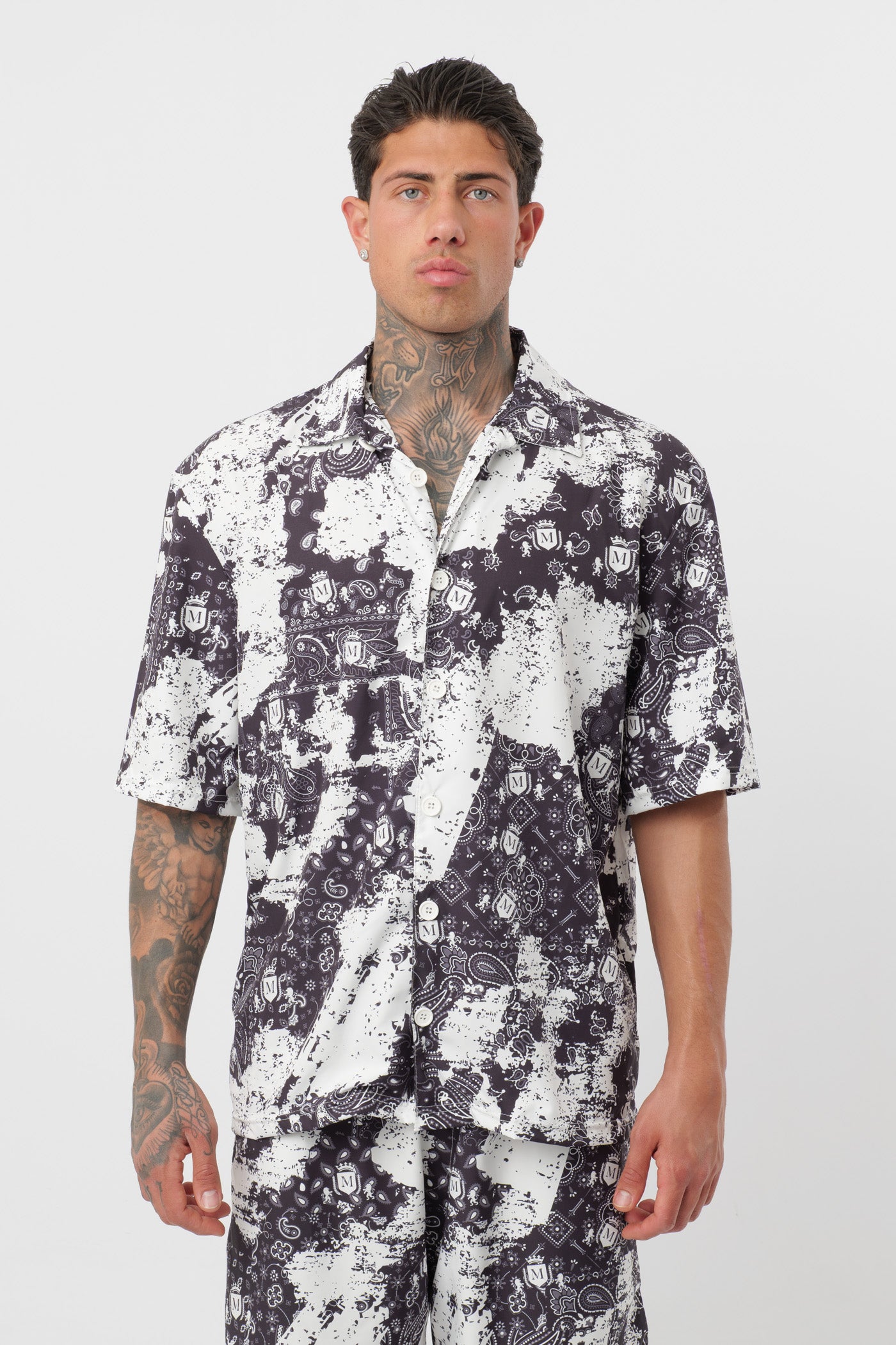 Coordenado Paisley Preto