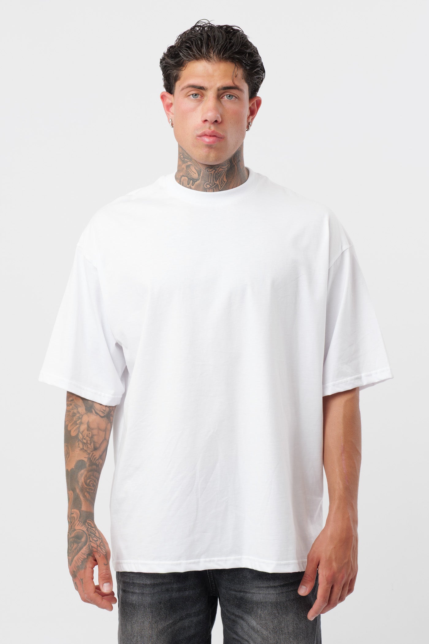 T-Shirt Over Branca