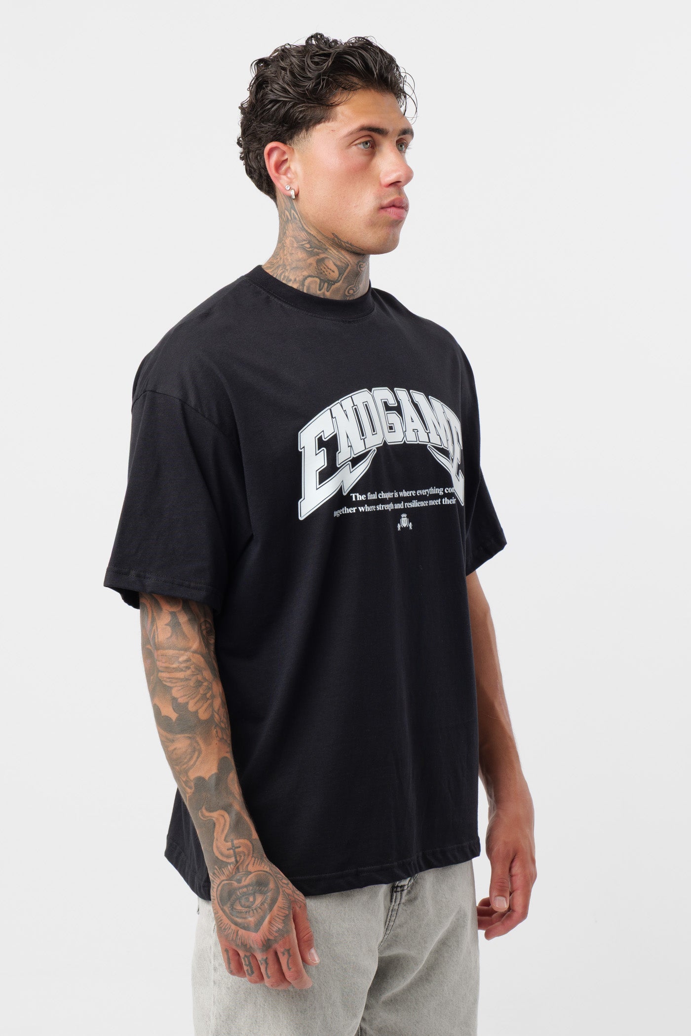 T-shirt Endgame Preta