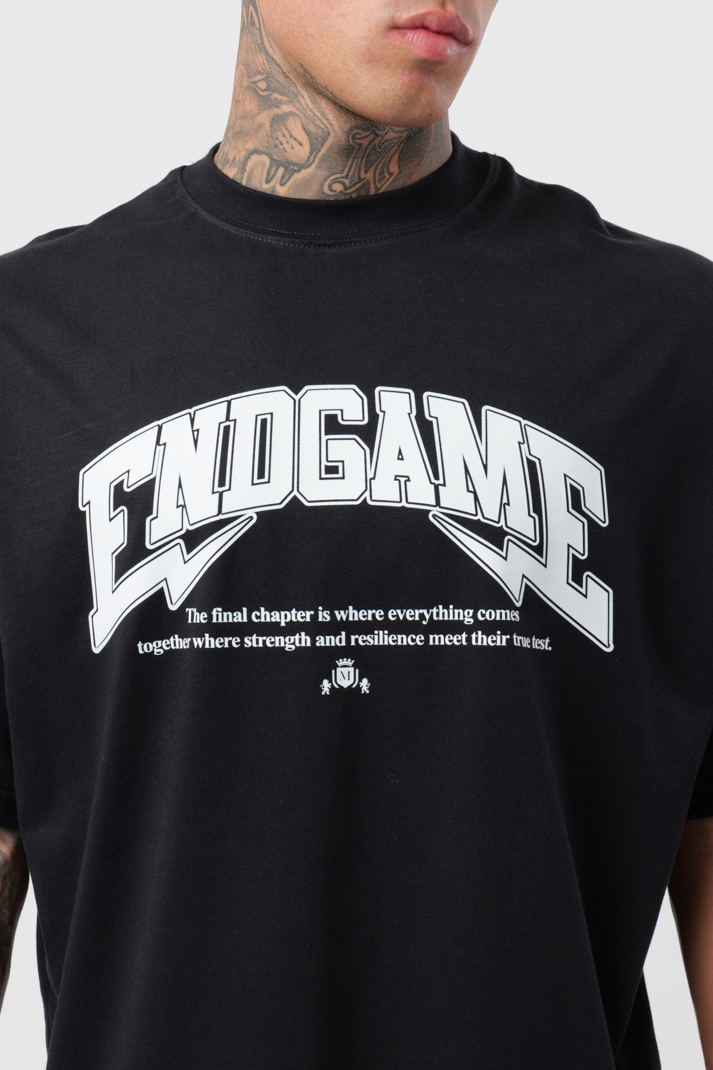 T-shirt Endgame Preta