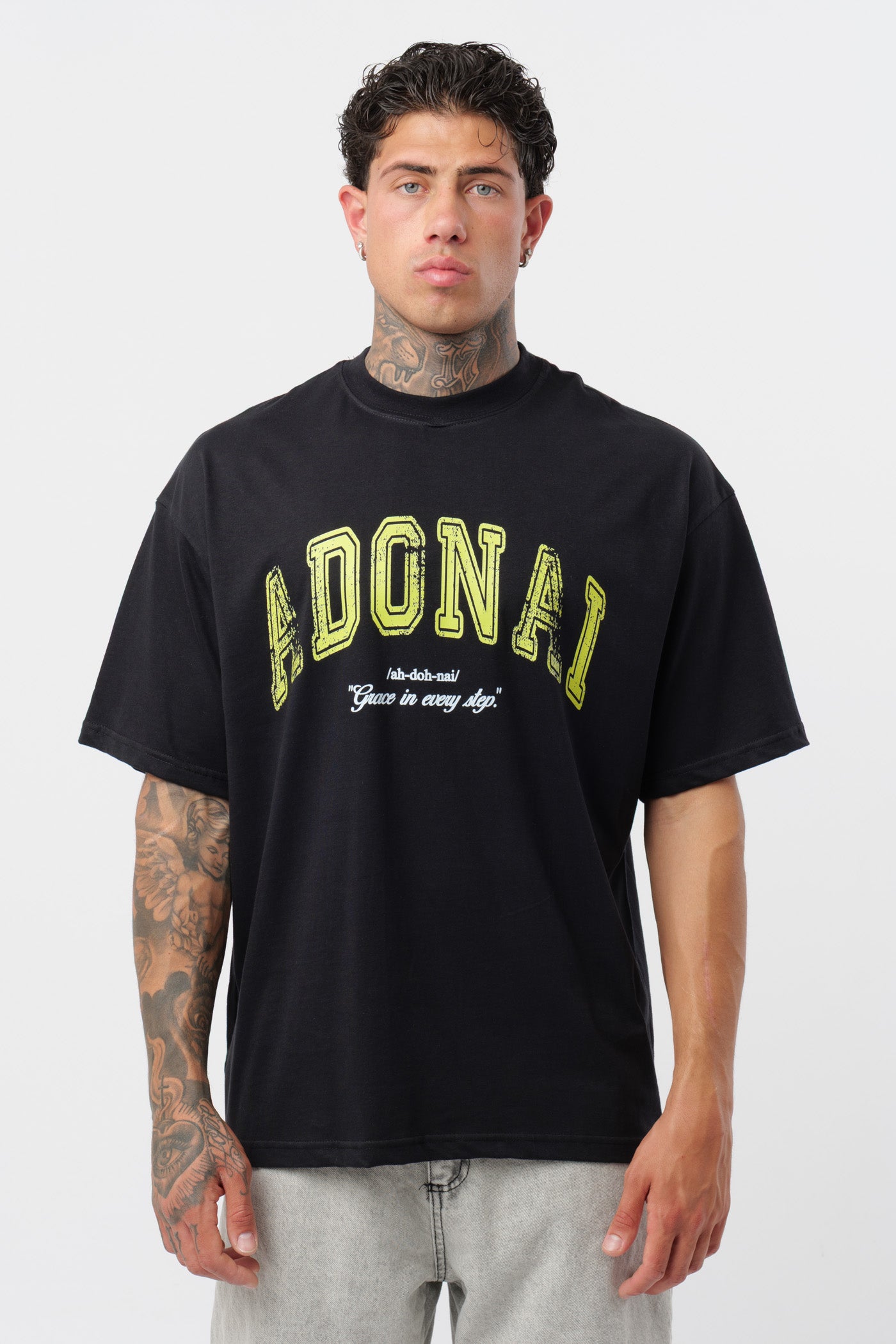 T-shirt Adonai Preta