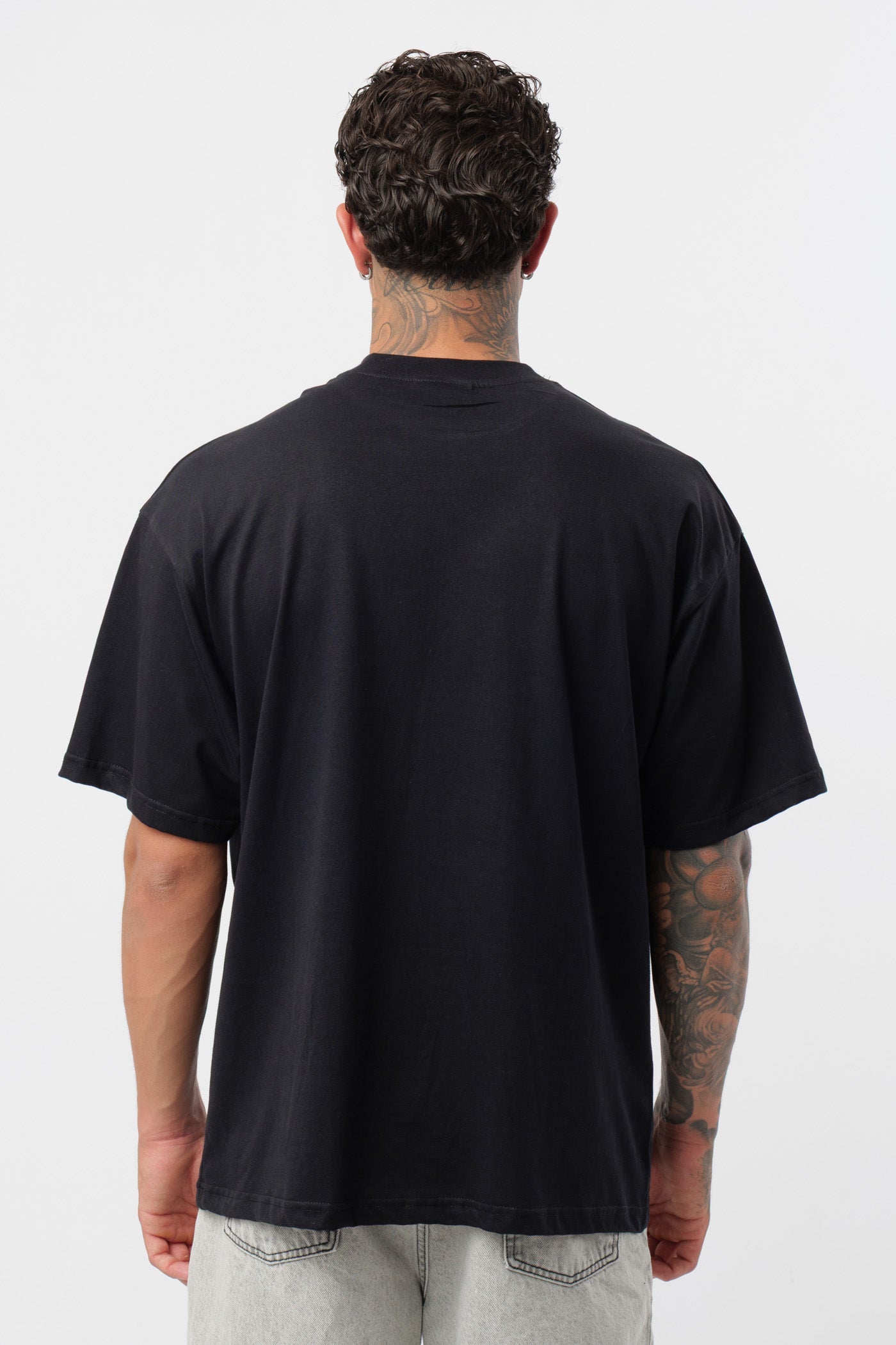 T-shirt Adonai Preta