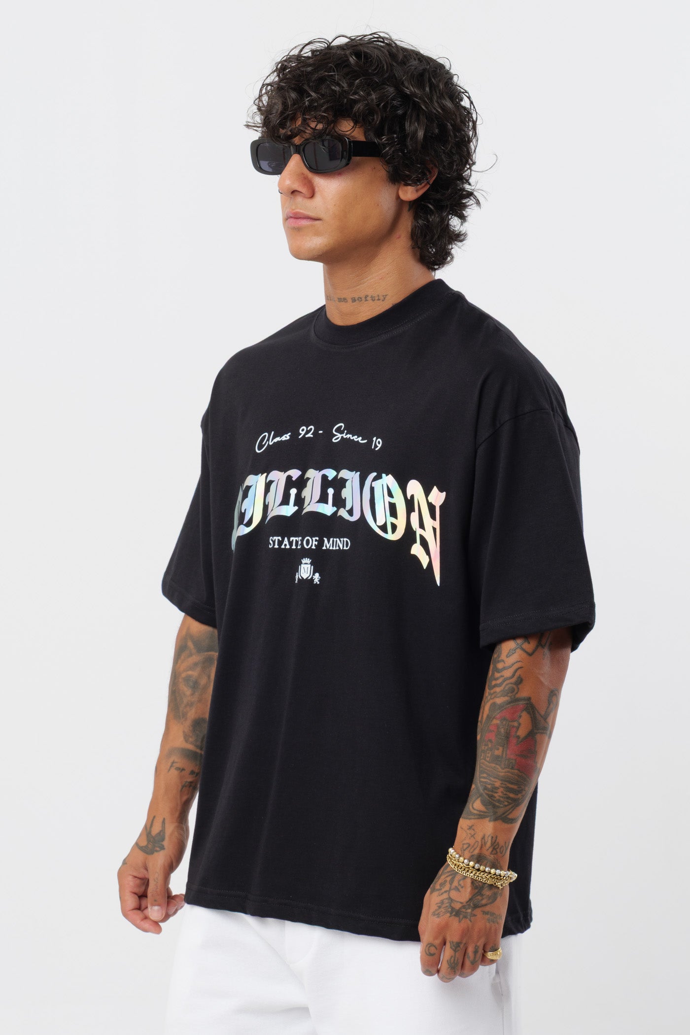 T-shirt Preta Holográfica