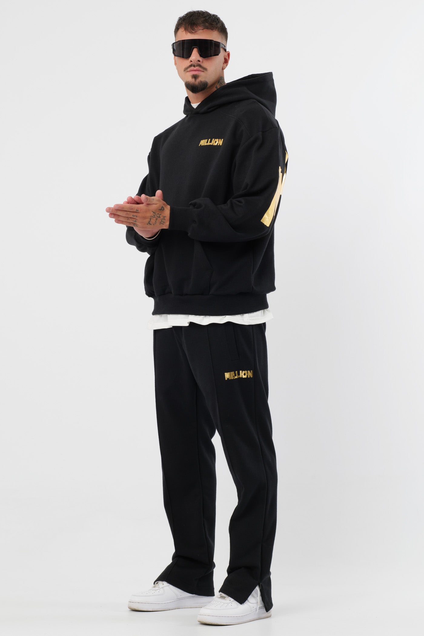 Hoodie Ouro Lonely Preta