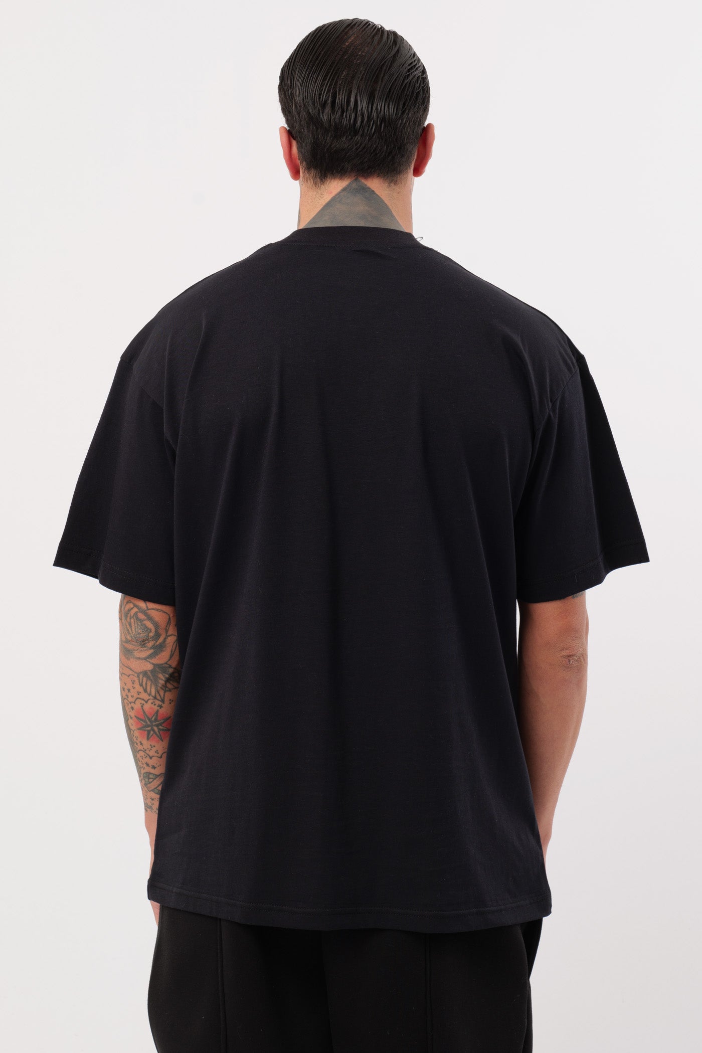 T-Shirt com Logótipo Preta