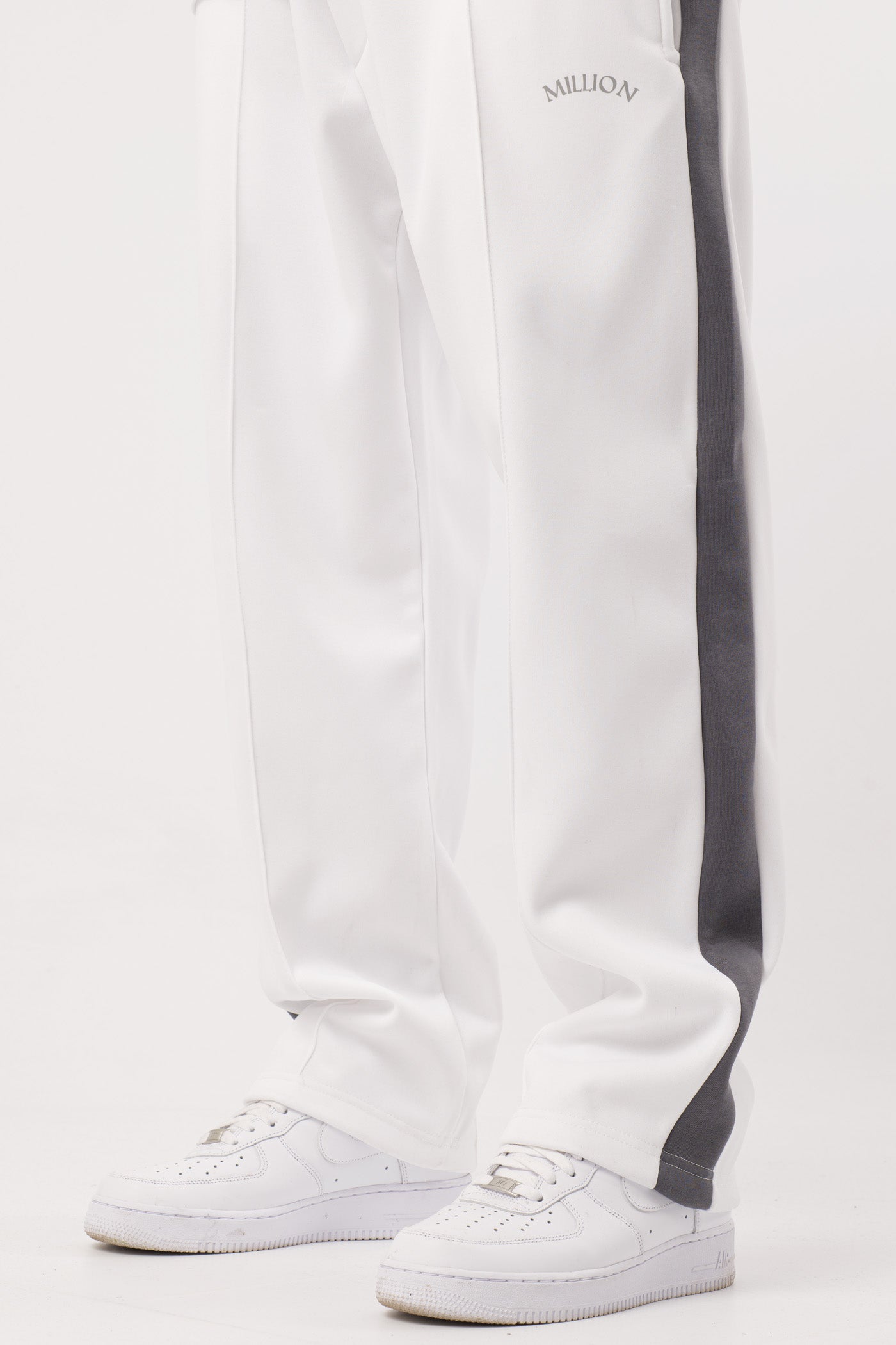 Cordset by Patron Cinzento