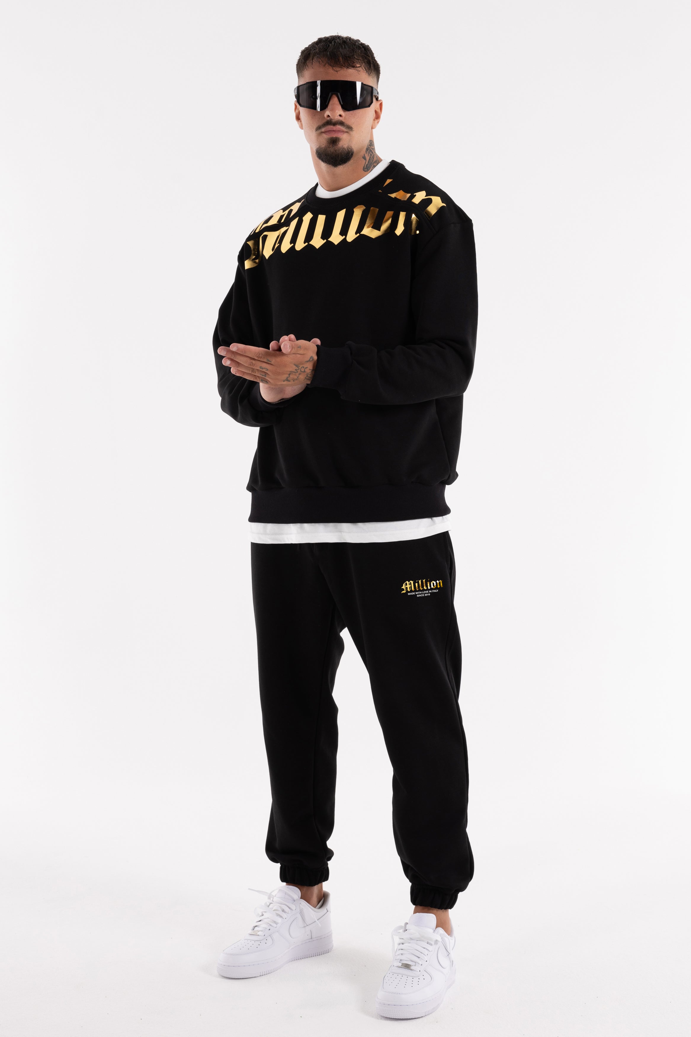 Sweatshirt Gold Cortar Preta