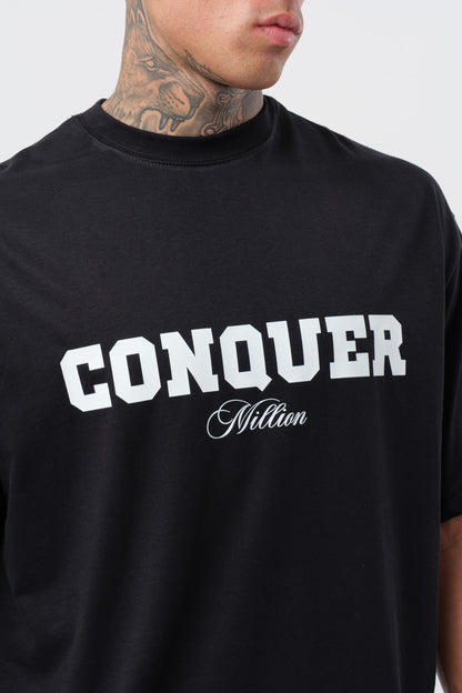 T-shirt Conquer Preta