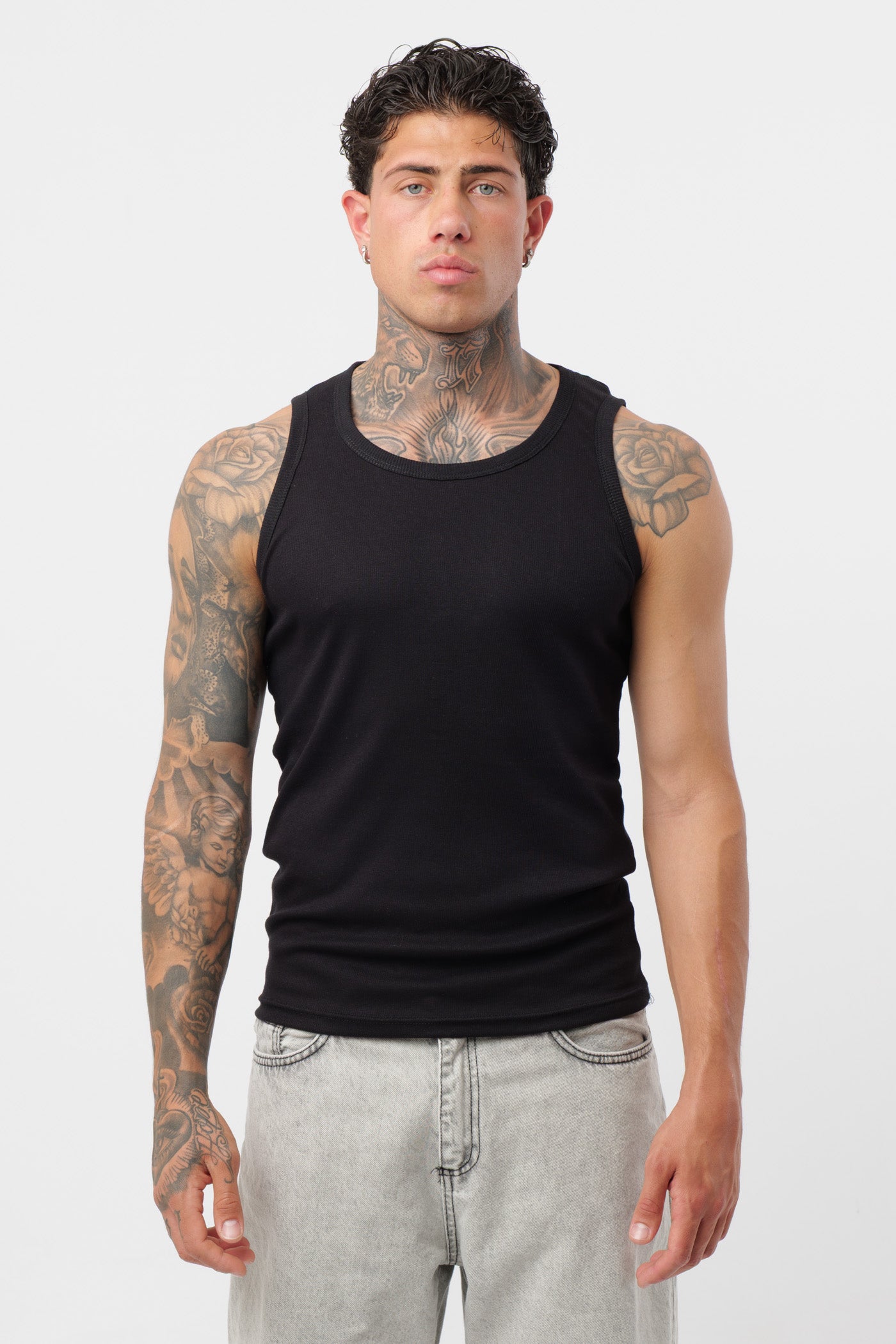 Camisola de Alças em Canelado Preta