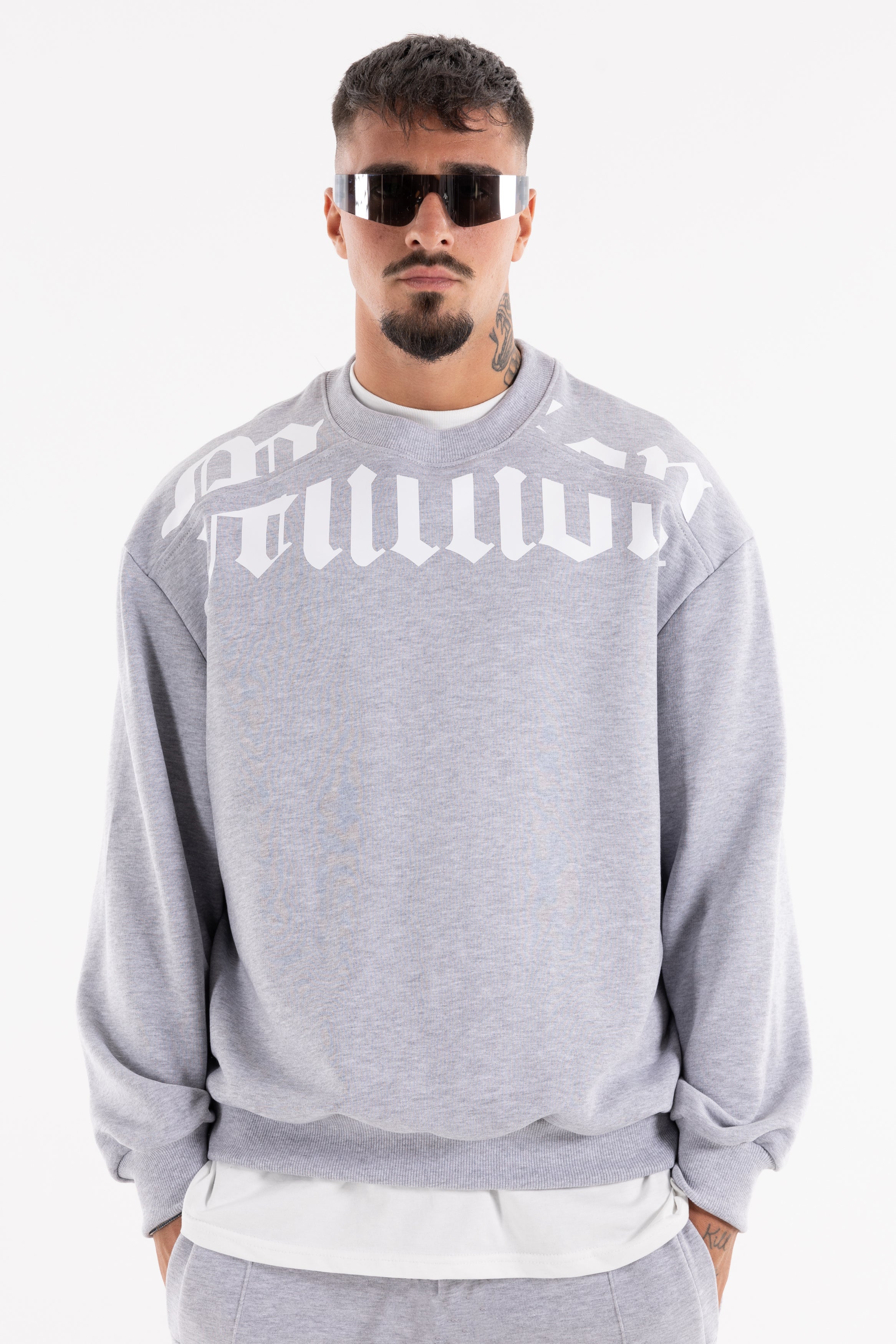 Sweatshirt White Cortar Cinzenta